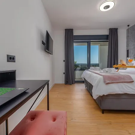 Roma Zadarvillas Vila Murvica (Policnik)