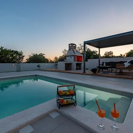 Roma Zadarvillas *